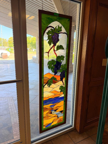 (1) STAINED GLASS HUMMINGBIRD WINDOW PANEL