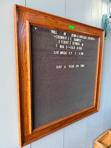 44 "X 44" FELT DISPLAY SURFACE, AND REMOVABLE WHITE PLASTIC LETTERS