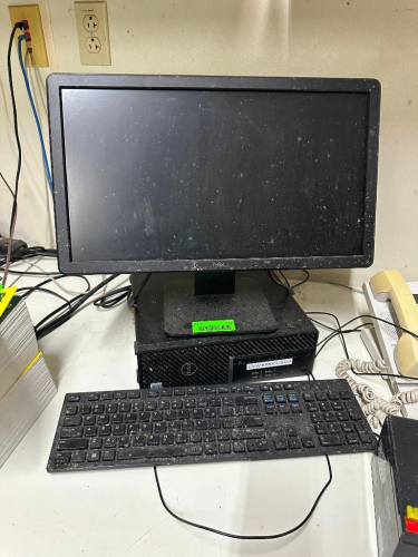 DELL COMPUTER W/ MONITOR