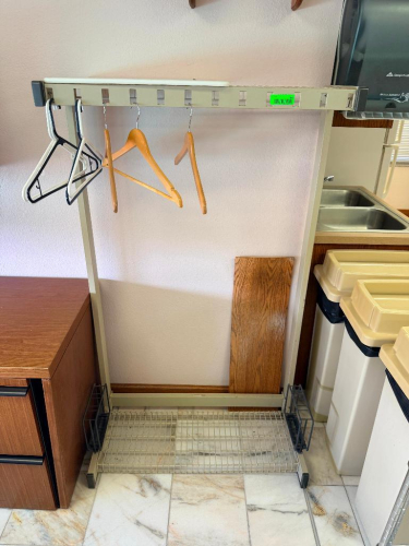 30" METAL COAT RACK