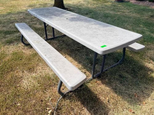 8' LIFETIME PICNIC TABLE.