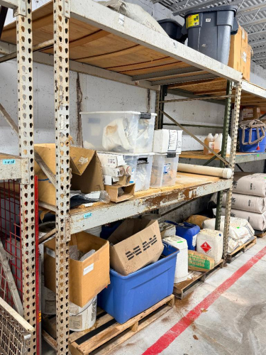 (1) SECTION OF 8' THREE TIER PALLET RACKING.