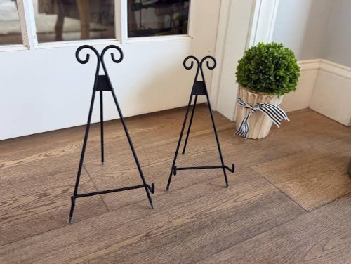 (1) SET OF (2) DECORATIVE EASELS