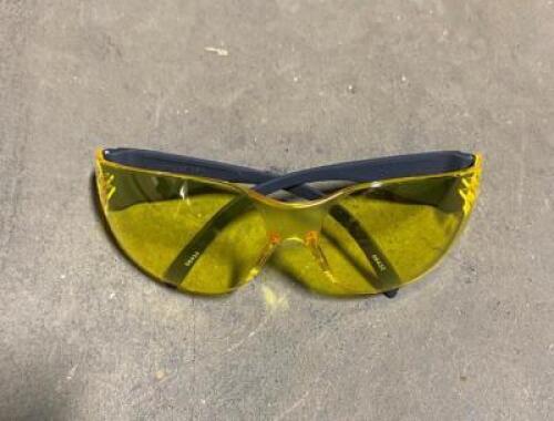 (2) PACKS OF (12) SAFETY GLASSES