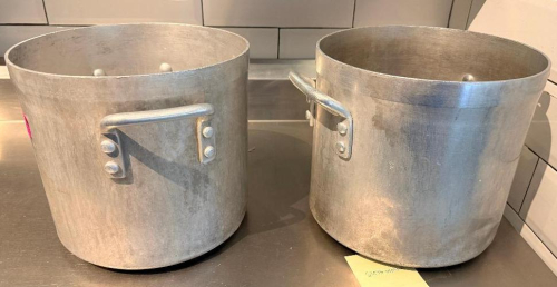 (2) 20 QT ALUMINUM STOCK POTS