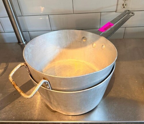 (2) 10" SAUCE POTS W/ HANDLES.