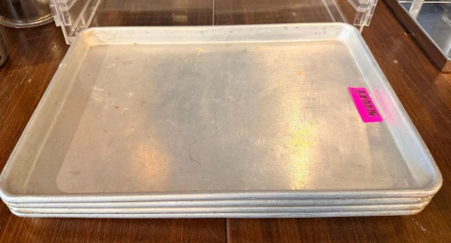 (4) HALF SIZE SHEET PANS