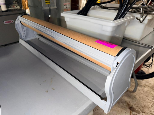 DELI PAPER ROLL DISPENSER.