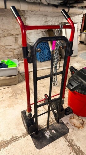 CONVERTIBLE HAND TRUCK