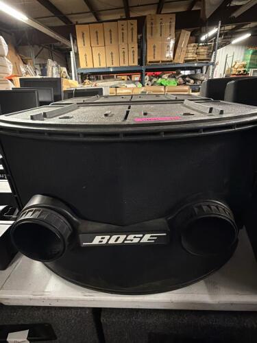 (2) BOSE PROFESSIONAL SPEAKERS
