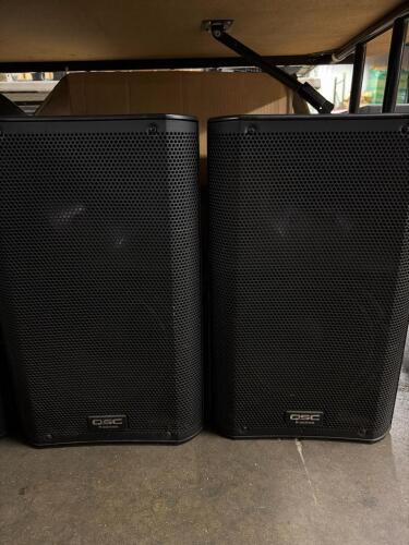 (2) QSC POWERED LOUDSPEAKERS