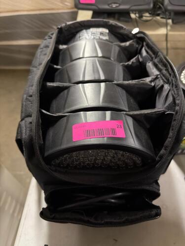 (1) ASSORTED LOT OF CHAUVET LED STAGE LIGHTS WITH CARRYING BAG