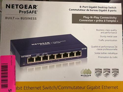 (1) 8-PORT GIGABIT ETHERNET SWITCH