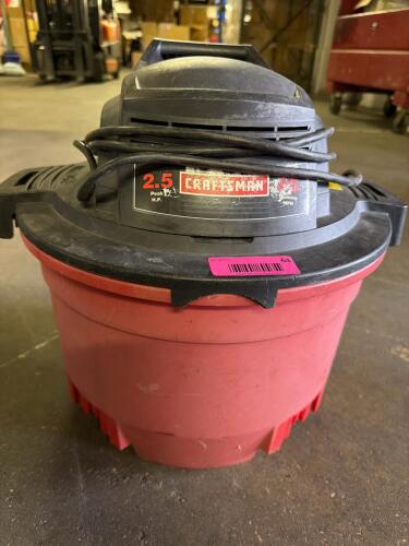 (1) 6-GALLON WET/DRY SHOP VACUUM