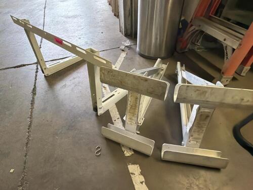 (1) ASSORTED LOT OF METAL EQUIPMENT STAND
