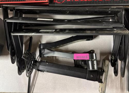 (1) ASSORTED LOT OF SPEAKER WALL MOUNTS