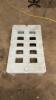 (1) METRO PLASTIC DUNNAGE RACK - 4