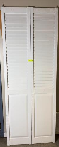 (1) BIFOLDING CLOSET DOOR