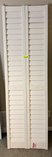 (1) BIFOLDING CLOSET DOOR