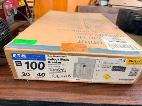 (NEW) EATON CUTLER-HAMMER INDOOR MAIN BREAKER LOAD CENTER WITH 100-AMP MAIN BREAKER, 20-SPACE / 40-CIRCUIT CONFIGURATION, AND SURFACE/FLUSH COVER.