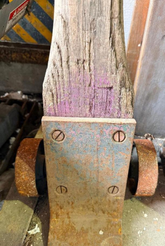 HEAVY DUTY MULE PRY BAR