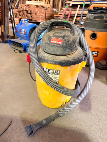 SHOP VAC 6 GALLON WET DRY SHOP VAC.