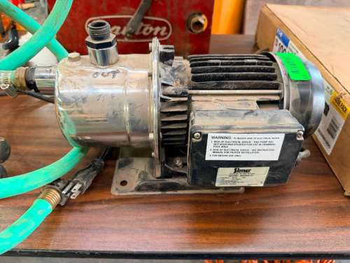 1 HP STAINLESS STEEL CENTRIFUGAL WATER PUMP WITH ELECTRIC MOTOR, STAINLESS PUMP HOUSING, THREADED INLET / OUTLET CONNECTIONS AND MOUNTING BASE.