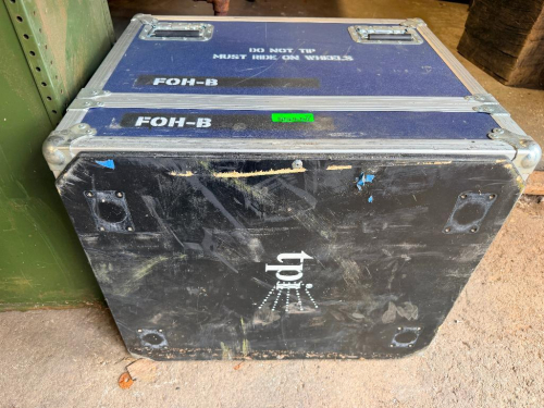 30" HARD PLASTIC ROAD CASE.