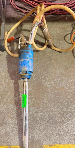 MANUAL CRANK BARREL PUMP