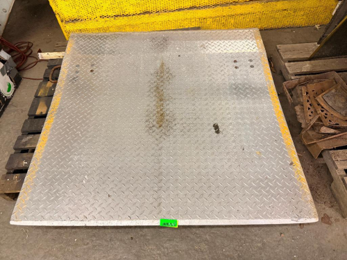HEAVY DUTY 48" DOCK PLATE