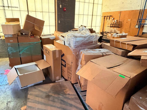 (1) LOT OF ASSORTED NEW KITCHEN CABINET SECTIONS. NON MATCHING / ASSORTED COLORS.