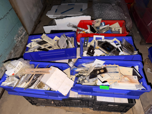 (1) PALLET OF ASSORTED HARDWARE.