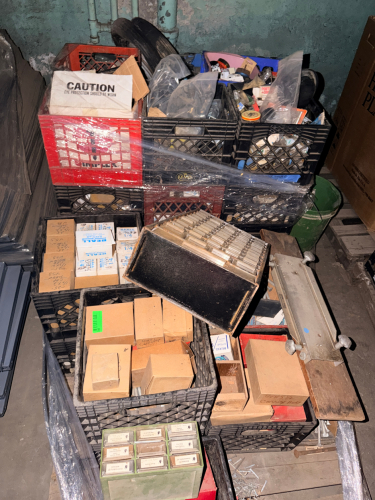(1) PALLET OF ASSORTED HARDWARE AND FASTENERS .