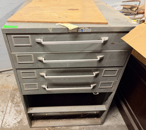 FIVE DRAWER HARDWARE ORGANIZER.