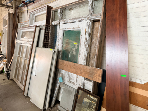 (1) LOT OF ASSORTED RECLAIMED VINTAGE DOORS