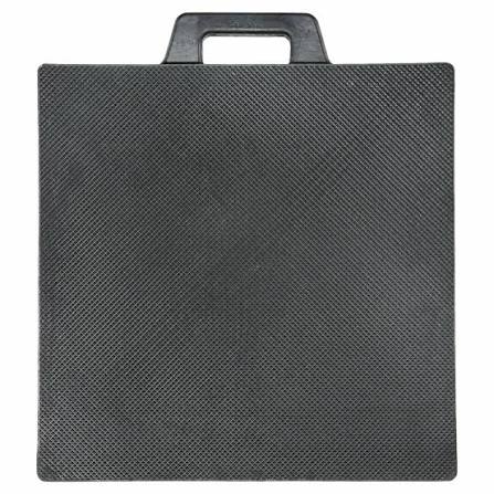 (1) OUTRIGGER PAD WITH BUILT IN HANDLE