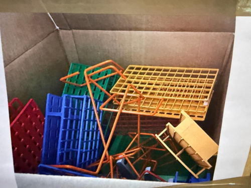(4) BOXES OF ASSORTED PLASTIC LABORATORY TEST TUBE RACKS AND SAMPLE TUBE HOLDERS IN VARIOUS SIZES, CONFIGURATIONS, AND COLORS. INCLUDES RED, BLUE, WHITE, PURPLE, ORANGE, YELLOW, AND OTHER ASSORTED RACKS. SOLD AS ONE BULK LOT WITH CONTENTS OF CARTON.