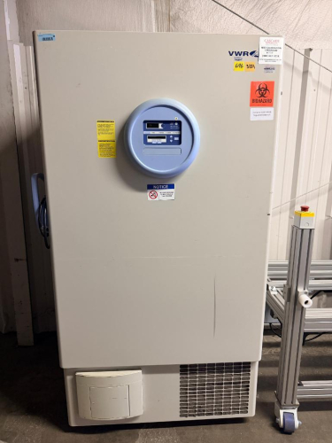 VWR ULTRA-LOW TEMPERATURE LABORATORY FREEZER WITH UPRIGHT CABINET, DIGITAL MICROPROCESSOR TEMPERATURE CONTROL, MULTIPLE INSULATED INNER COMPARTMENT DOORS, HEAVY-DUTY EXTERIOR DOOR, FRONT-MOUNTED REFRIGERATION SYSTEM AND REMOTE ALARM/COMMUNICATION CONNECTI