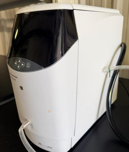 AGILENT TECHNOLOGIES 1260 INFINITY EVAPORATIVE LIGHT SCATTERING DETECTOR (ELSD) WITH FRONT DISPLAY AND CONTROL PANEL, GAS CONNECTIONS, EXHAUST PORT AND COMMUNICATION INTERFACES
