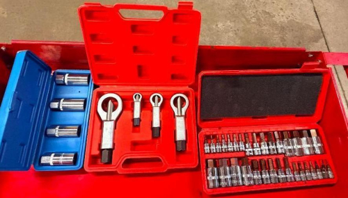 ASSORTMENT OF AUTOMOTIVE SPECIALTY TOOL SETS INCLUDING 4-PIECE NUT SPLITTER SET, 4-PIECE STUD EXTRACTOR SOCKET SET, AND ASSORTED SAE AND METRIC HEX BIT SOCKET SET WITH MOLDED PLASTIC CARRYING CASES.