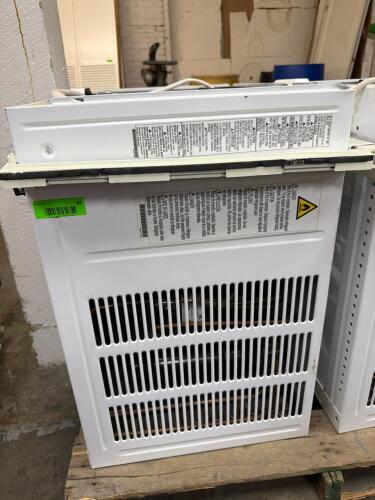 LG 18,000 BTU ROOM AIR CONDITIONER