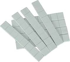 (1) BOX OF APPROX (200) ADHESIVE WEIGHTS