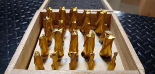 (1) (20) PIECE END MILL SET