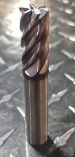 (2) SOLID CARBIDE SQUARE END MILLS