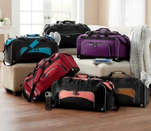 LARGE DUFFLE BAG WITH SHOE POCKET - RED