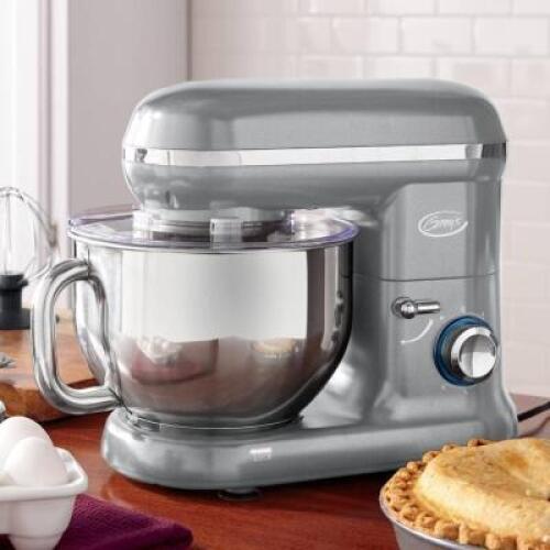 GINNY'S STAND MIXER