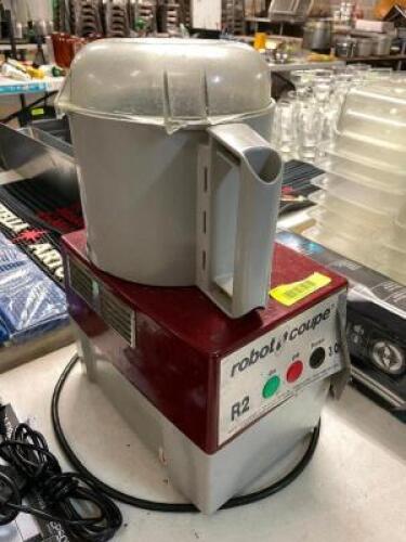 ROBOT COUPE R2 COMMERCIAL FOOD PROCESSOR