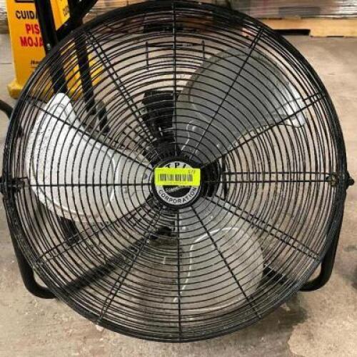 FLOOR FAN