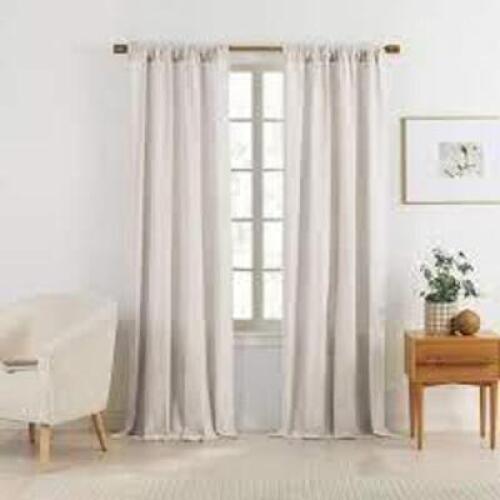 (1) SET OF WINDOW CURTAIN