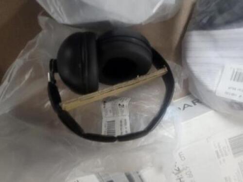 DESCRIPTION: (6) EAR MUFF BRAND/MODEL: ELVEX CORP #HB100 RETAIL$: $20.00 EA SIZE: ONE SIZE FITS MOST QTY: 6